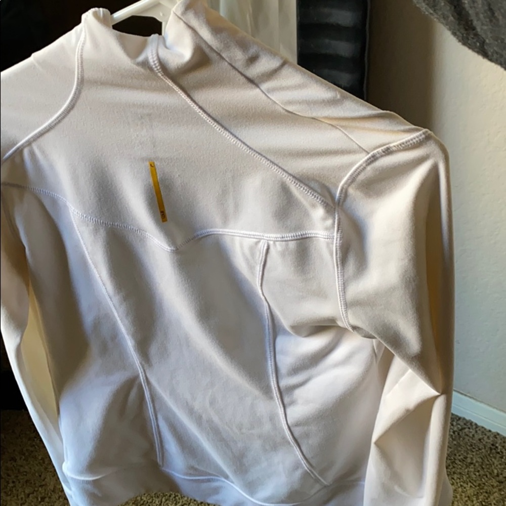 Lolë jacket - Picture 2 of 4